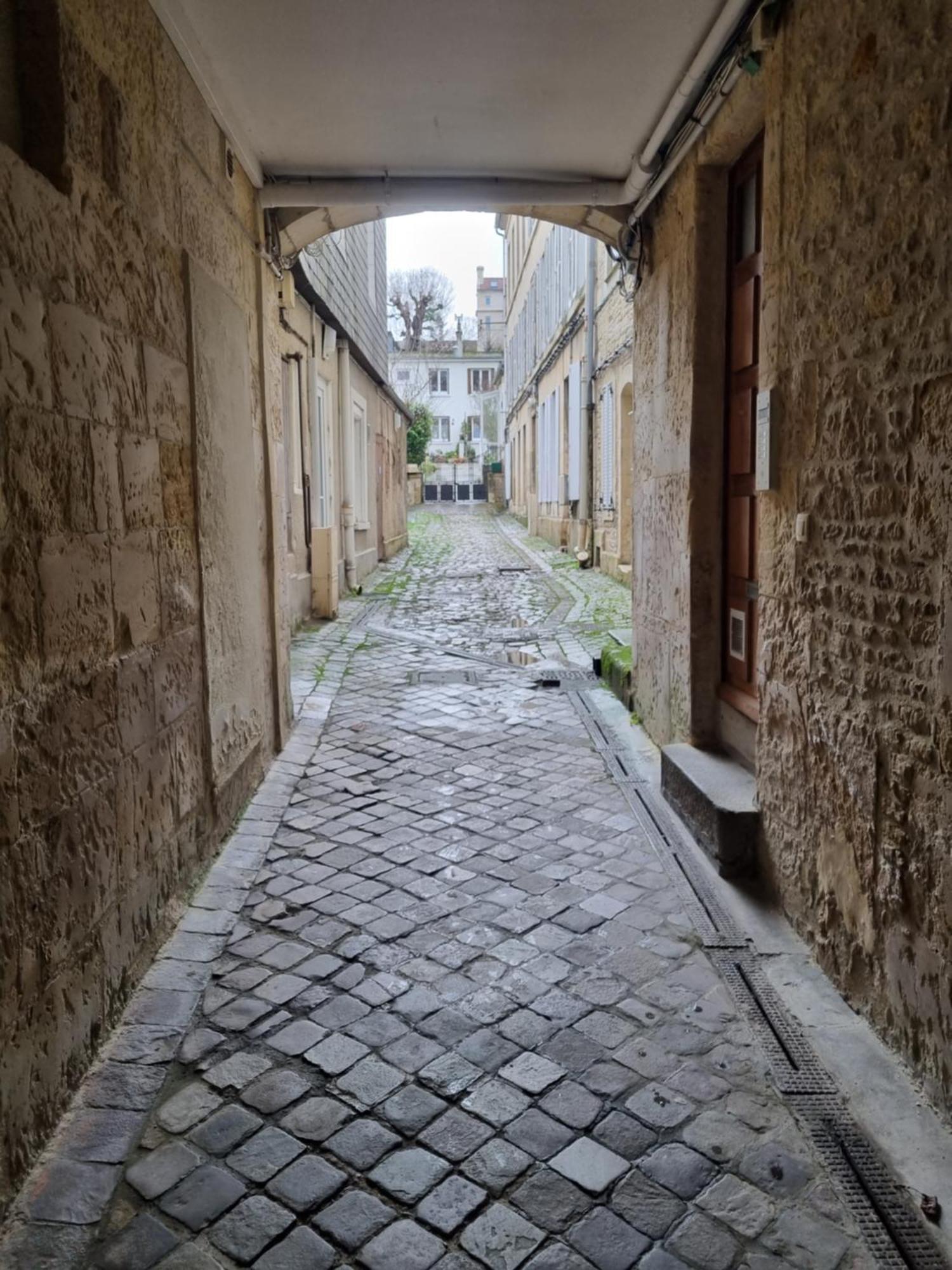 Charmant Cocon Au Coeur De Caen Luaran gambar